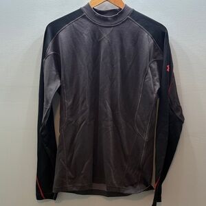 Under Armour Men's Black and Gray Long Sleeve Tee